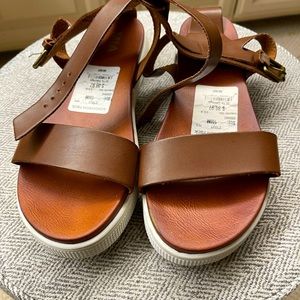 Mia brown sandals